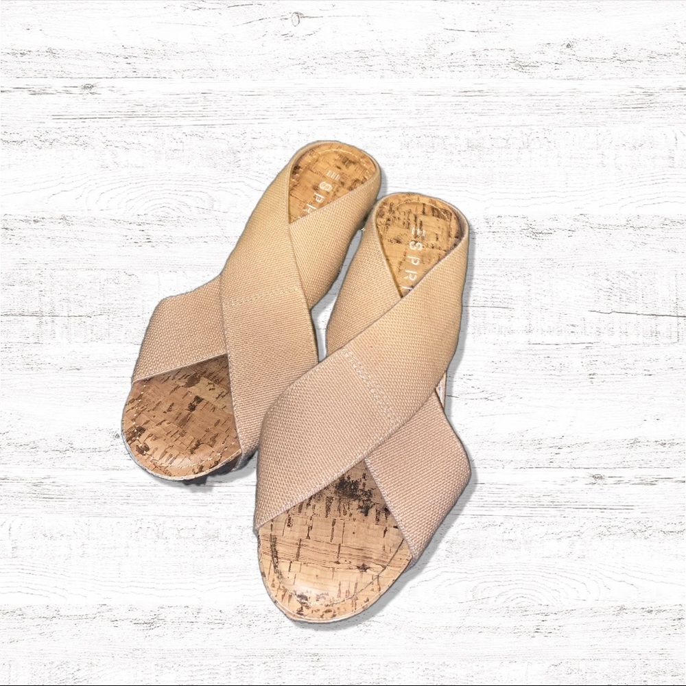 Espirit wedges 2” heel, 7.5 like new